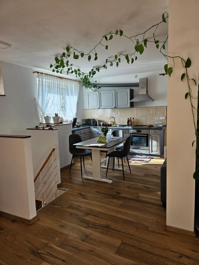 Casa Rares *